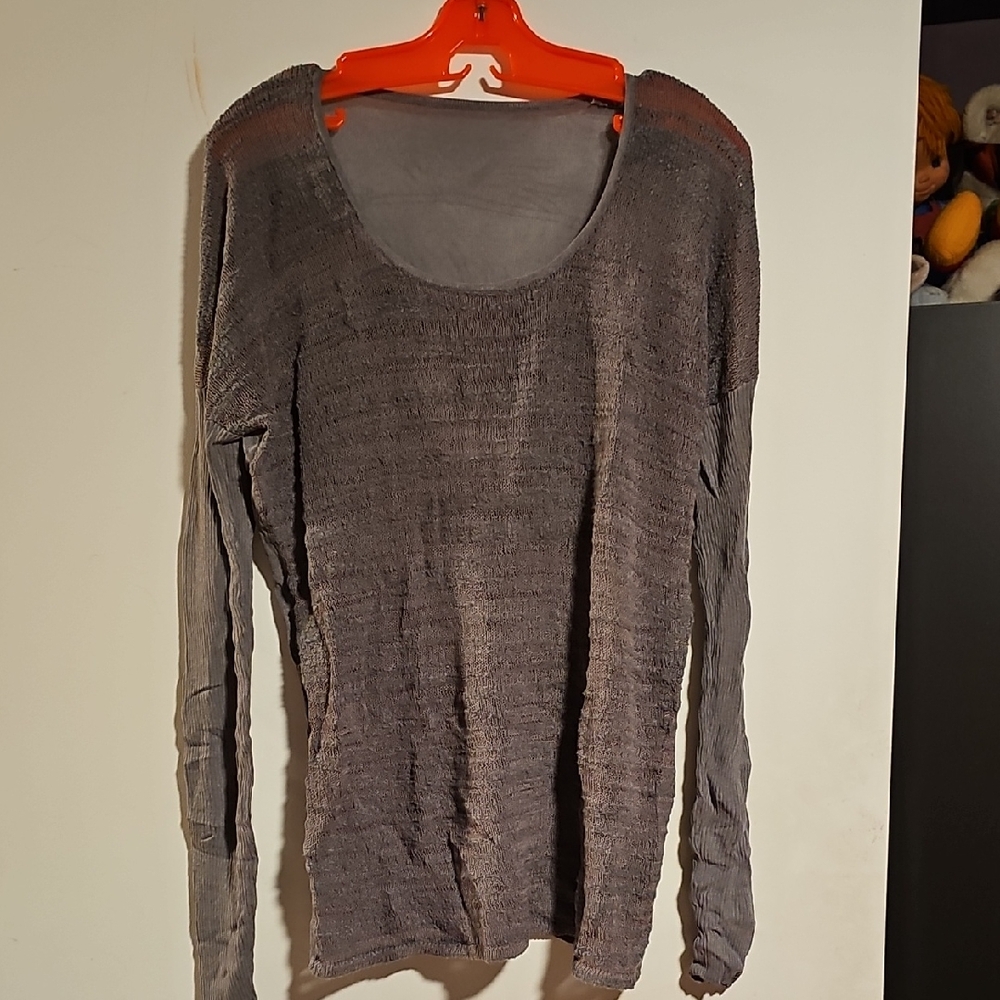 Gray Long Sleeve Knit Top
